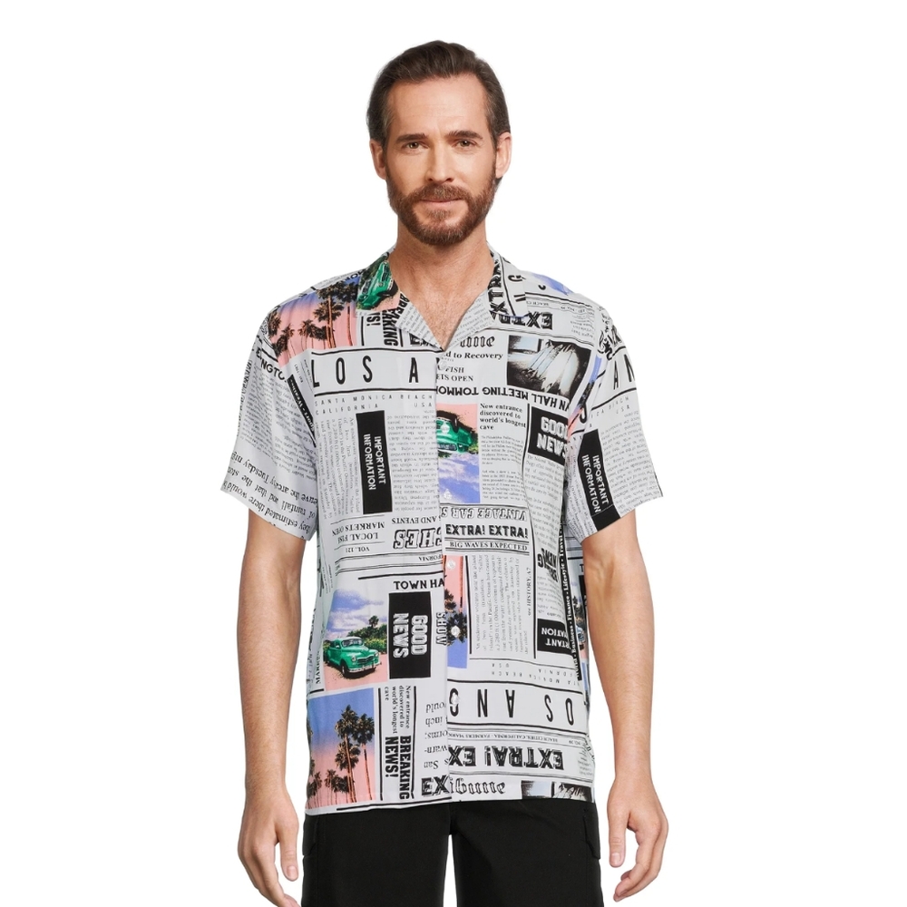 No Boundaries Men's Print Button Front Resort Shirt with Short Sleeves